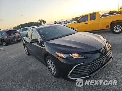 2022 Toyota Camry Hybrid LE - zdjęcie 3 z 24 - miniatura