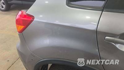 2018 Mitsubishi Outlander Sport ES - zdjęcie 69 z 72 - miniatura