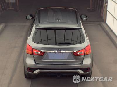 2018 Mitsubishi Outlander Sport ES - zdjęcie 5 z 72 - miniatura