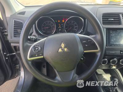 2018 Mitsubishi Outlander Sport ES - zdjęcie 10 z 72 - miniatura