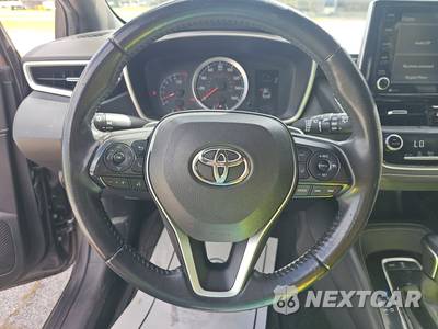 2022 Toyota Corolla Hatchback SE - zdjęcie 10 z 30 - miniatura