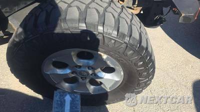 2017 Jeep Wrangler Unlimited 75th Anniversary Edition - zdjęcie 43 z 48 - miniatura