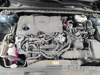 2025 Toyota Camry XSE - zdjęcie 15 z 34 - miniatura