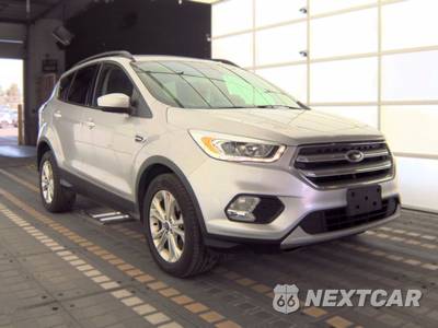 2017 Ford Escape SE - zdjęcie 3 z 23 - miniatura