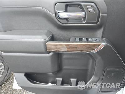 2020 Chevrolet Silverado 1500 RST Crew Cab Short Bed 1SP - zdjęcie 9 z 19 - miniatura