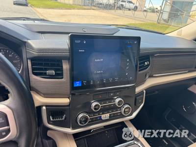 2022 Ford Expedition Limited - zdjęcie 21 z 35 - miniatura