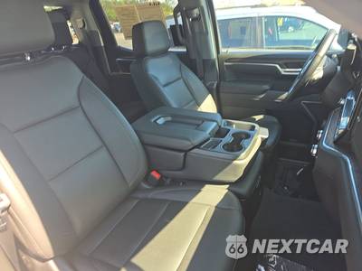 2026 GMC Sierra 1500 SLT Crew Cab Short Bed 4SA - zdjęcie 8 z 19 - miniatura