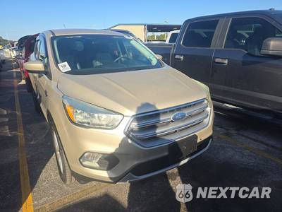 2017 Ford Escape SE - zdjęcie 3 z 27 - miniatura