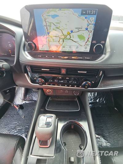 2021 Nissan Rogue Platinum - zdjęcie 11 z 18 - miniatura