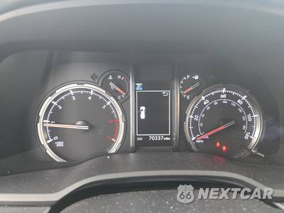 2021 Toyota 4Runner TRD Off-Road Premium - zdjęcie 12 z 44 - miniatura