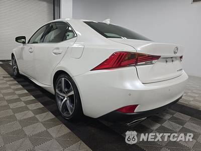 2020 Lexus IS 300 - zdjęcie 6 z 30 - miniatura
