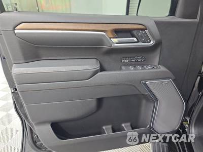 2025 Chevrolet Silverado 1500 High Country Crew Cab Short Bed 3LZ - zdjęcie 9 z 18 - miniatura