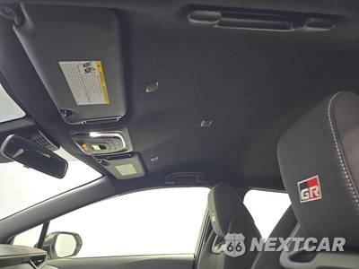 2025 Toyota GR Corolla Core - zdjęcie 17 z 20 - miniatura