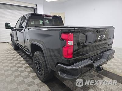 2024 Chevrolet Silverado 2500HD High Country Crew Cab Medium Bed 3LZ - zdjęcie 6 z 20 - miniatura
