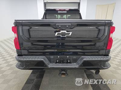 2024 Chevrolet Silverado 2500HD High Country Crew Cab Medium Bed 3LZ - zdjęcie 5 z 20 - miniatura