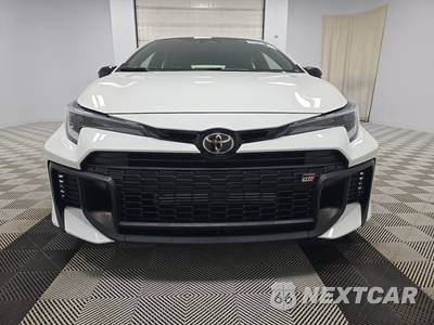 2025 Toyota GR Corolla Core - zdjęcie 2 z 20 - miniatura