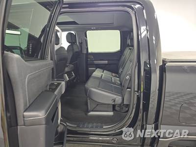 2023 Ford Super Duty F-250 Lariat Crew Cab Medium Bed - zdjęcie 13 z 24 - miniatura