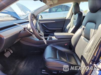 2022 Tesla Model 3 Standard Range - zdjęcie 8 z 10 - miniatura
