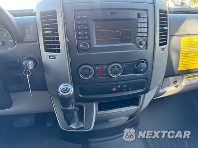 2018 Mercedes-Benz Sprinter 2500 Cargo Van Standard Roof 144.3" WB - zdjęcie 27 z 30 - miniatura