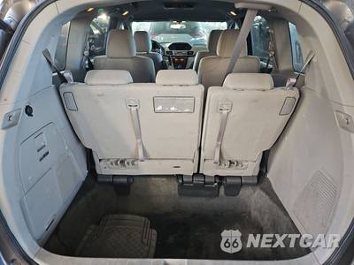 2016 Honda Odyssey SE 118.1" WB - zdjęcie 17 z 41 - miniatura