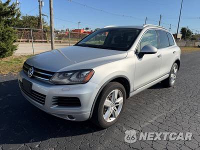 2012 Volkswagen Touareg TDI Lux - zdjęcie 1 z 19 - miniatura
