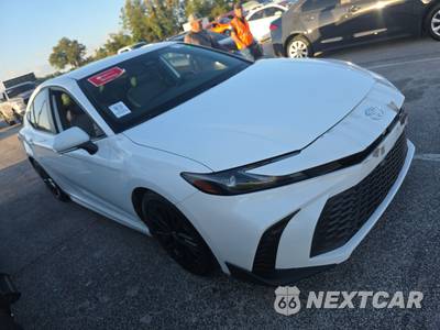 2025 Toyota Camry SE - zdjęcie 3 z 30 - miniatura