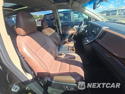 2017 Toyota Sienna Limited 7-Passenger 119.3" WB - zdjęcie 8 z 34 - miniatura