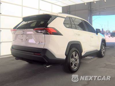 2025 Toyota RAV4 Hybrid XLE - zdjęcie 4 z 27 - miniatura