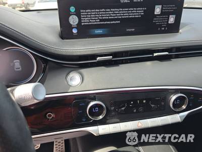 2022 Genesis GV70 2.5T - zdjęcie 11 z 24 - miniatura