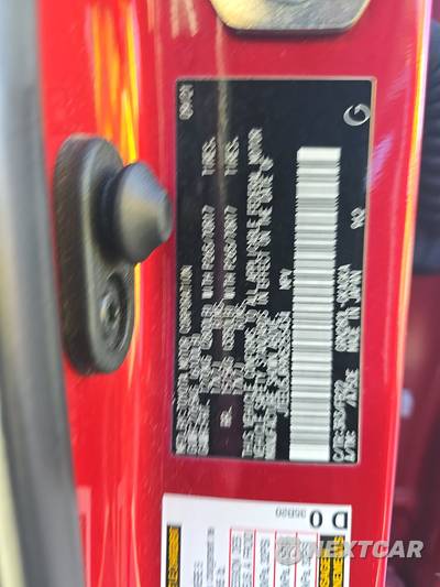 2022 Toyota 4Runner SR5 - zdjęcie 14 z 21 - miniatura
