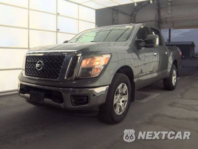 2018 Nissan TITAN SV Crew Cab Short Bed - zdjęcie 1 z 34 - miniatura