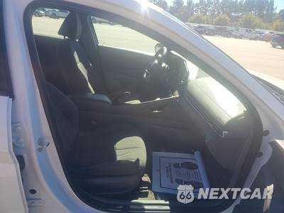 2024 Hyundai Elantra SE - zdjęcie 8 z 19 - miniatura