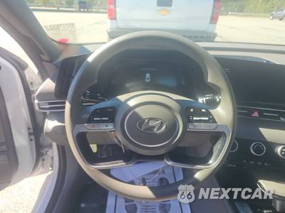 2024 Hyundai Elantra SE - zdjęcie 10 z 19 - miniatura