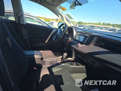 2014 Toyota RAV4 LE - zdjęcie 8 z 17 - miniatura