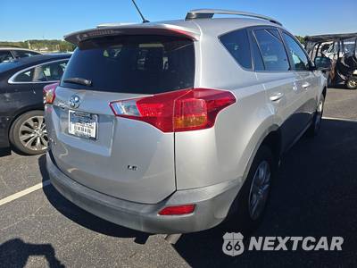 2014 Toyota RAV4 LE - zdjęcie 4 z 17 - miniatura