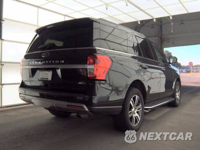 2022 Ford Expedition XLT - zdjęcie 4 z 23 - miniatura