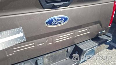2018 Ford F-150 XLT Extended Cab Medium Bed w/Rear Doors - zdjęcie 32 z 60 - miniatura