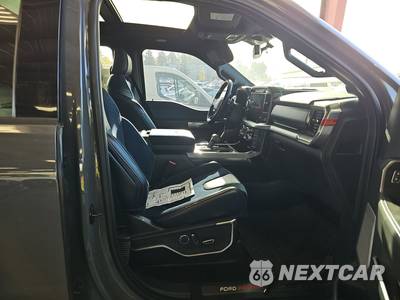 2021 Ford F-150 Raptor Crew Cab Short Bed - zdjęcie 8 z 27 - miniatura