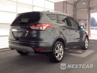 2016 Ford Escape Titanium - zdjęcie 4 z 36 - miniatura