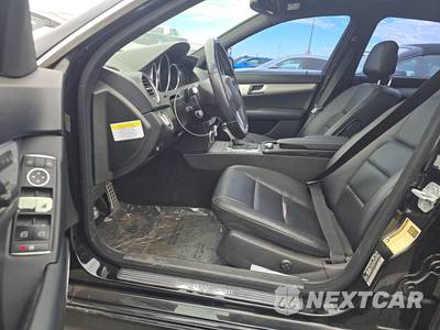 2013 Mercedes-Benz C 250 Sedan - zdjęcie 7 z 29 - miniatura