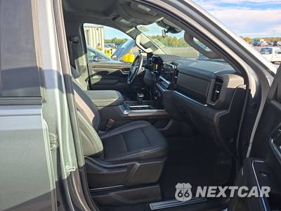 2023 Chevrolet Silverado 1500 RST Crew Cab Short Bed 1SP - zdjęcie 8 z 20 - miniatura