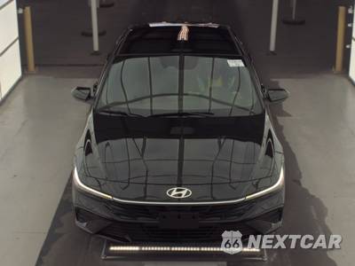 2025 Hyundai Elantra SEL Sport - zdjęcie 2 z 34 - miniatura
