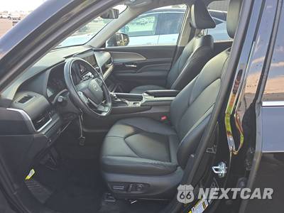 2024 Toyota Grand Highlander XLE - zdjęcie 7 z 29 - miniatura