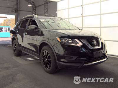2019 Nissan Rogue SV - zdjęcie 3 z 34 - miniatura