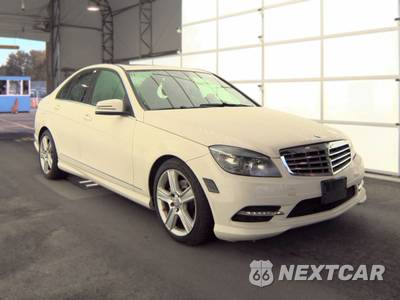 2011 Mercedes-Benz C 300 - zdjęcie 3 z 59 - miniatura