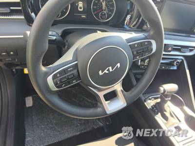 2023 Kia K5 LXS - zdjęcie 10 z 38 - miniatura