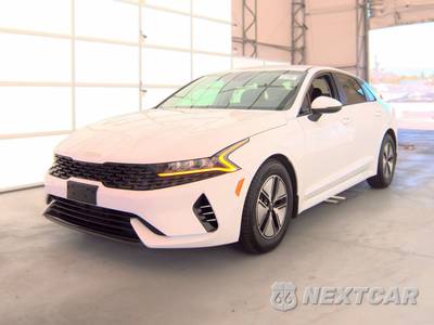 2023 Kia K5 LXS - zdjęcie 1 z 38 - miniatura