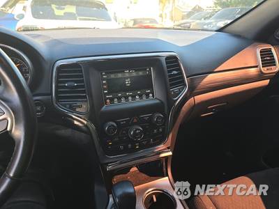 2017 Jeep Grand Cherokee Laredo - zdjęcie 11 z 31 - miniatura