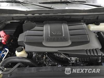 2021 Nissan TITAN PRO-4X Crew Cab Short Bed - zdjęcie 15 z 23 - miniatura