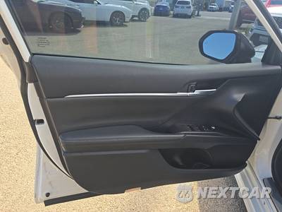 2024 Toyota Camry XSE - zdjęcie 9 z 26 - miniatura